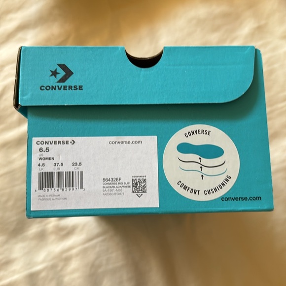 Converse slip ons - Picture 4 of 4